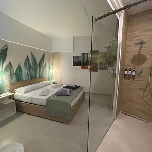 https://jungle-room.sicilyhotelsitaly.net